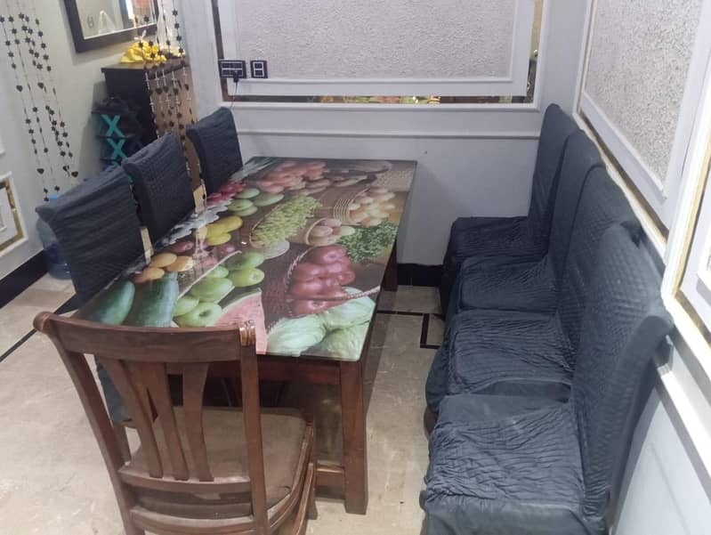 Dining Table 8 Chairs 1 Table . 2