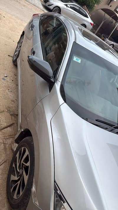 Honda Civic Oriel 2018