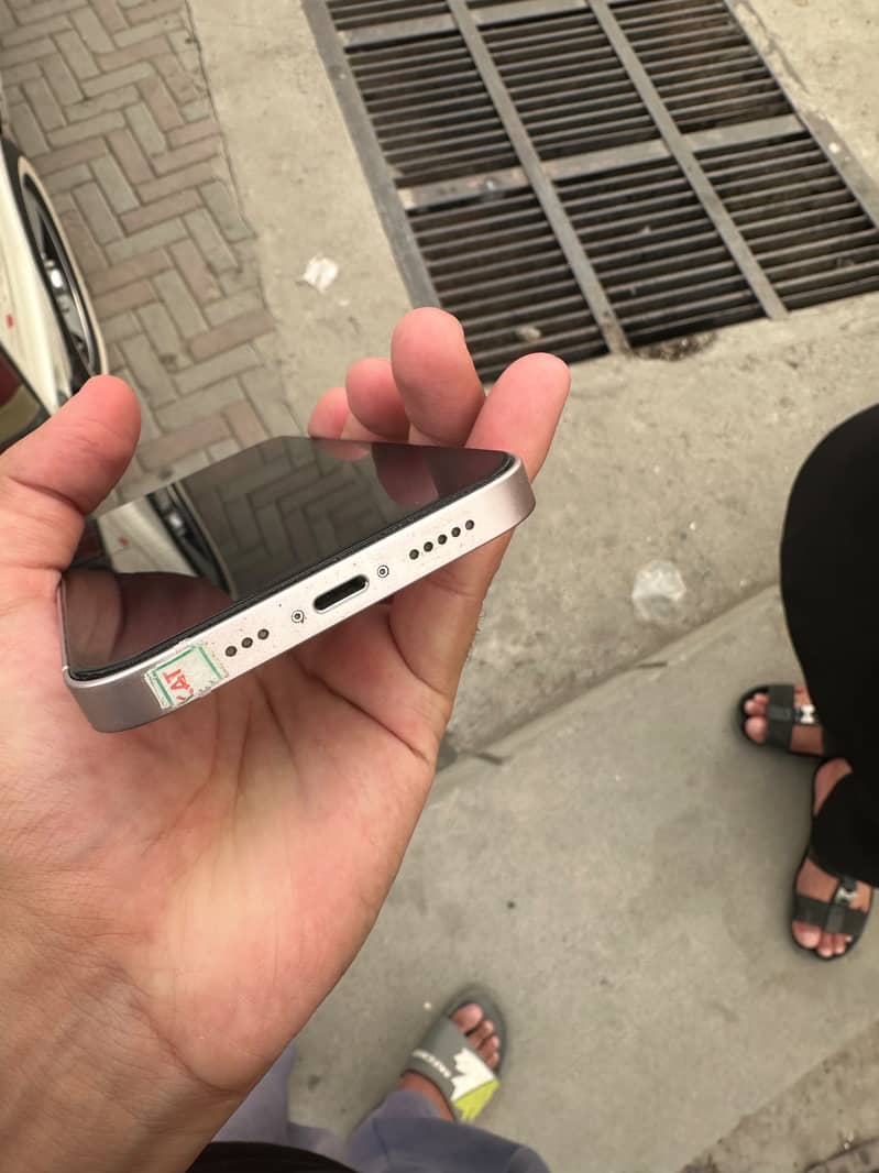 iPhone 13 | PTA Approved | 256GB | Light Pink | Like New | Urgent 4