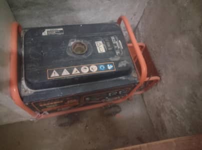 Behtareen generator,,good averagej,,no much sound