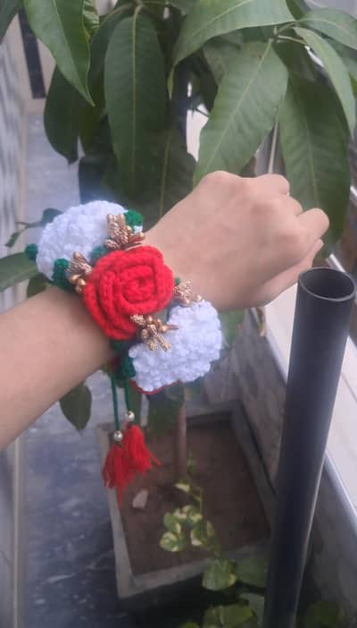  Handmade Crochet Gajra 