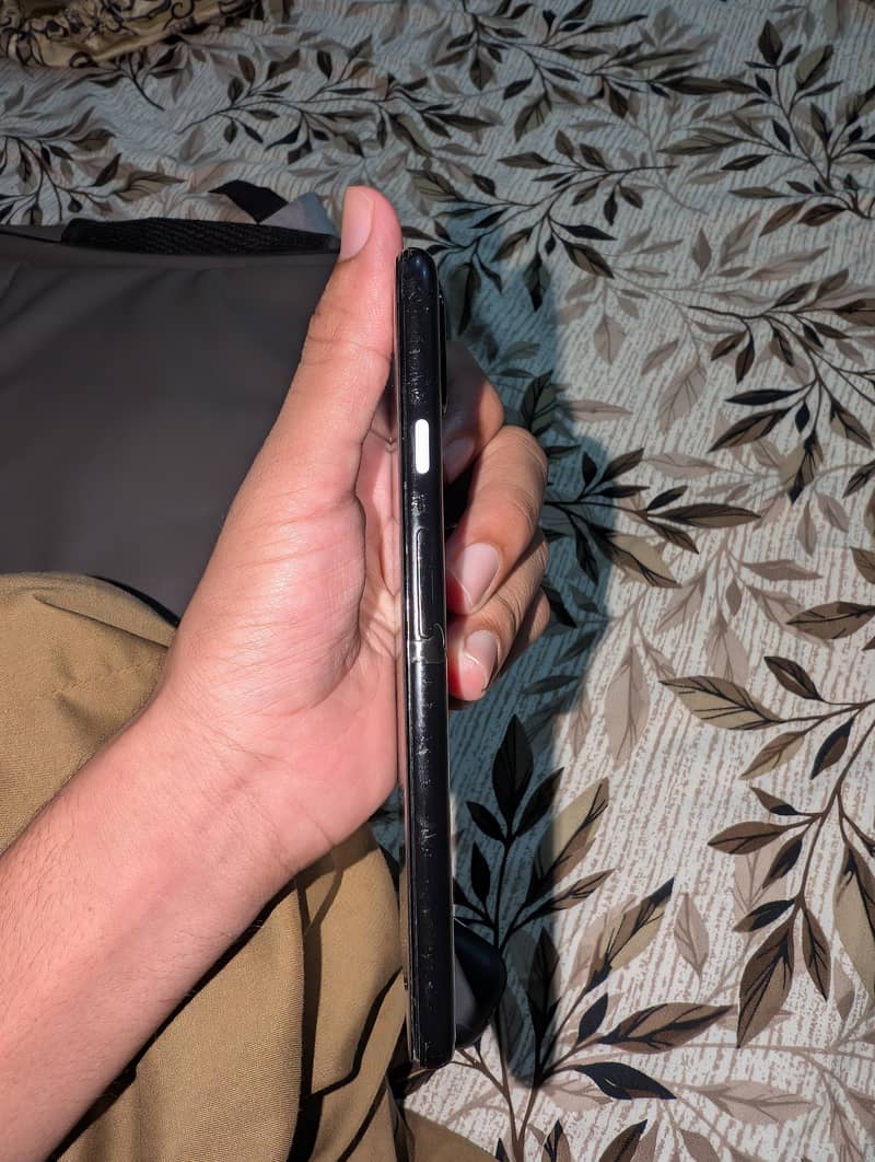 Google Pixel 4a 3