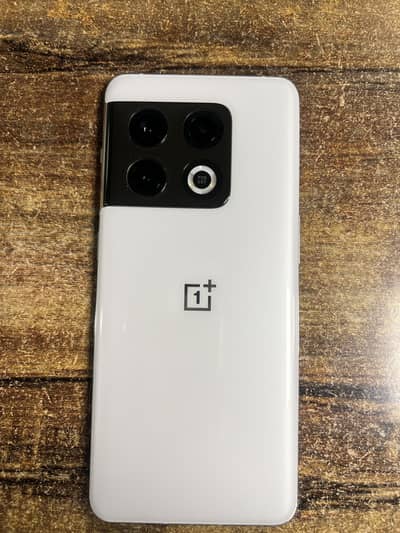 One Plus 10 Pro 5G