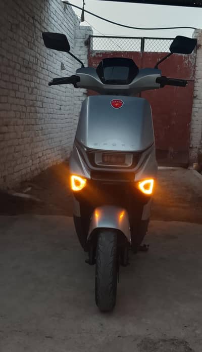 Metro T9 Sports Available For Sale in Lithium Battery and 1600Wt Motor