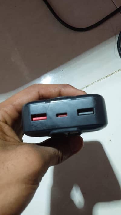 10k mh mobile power bank type silate nahi ha