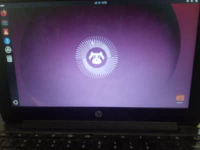 chrome book with unbuntu download in it good every thing speaker good