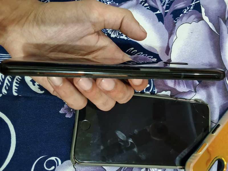 One Plus 6T 2