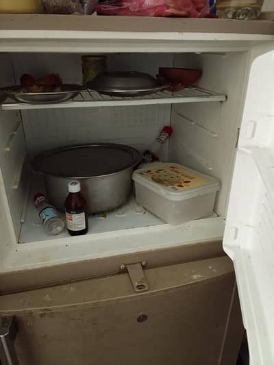 Dawlance refrigerator