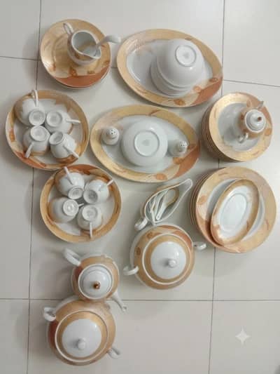 Dinner set