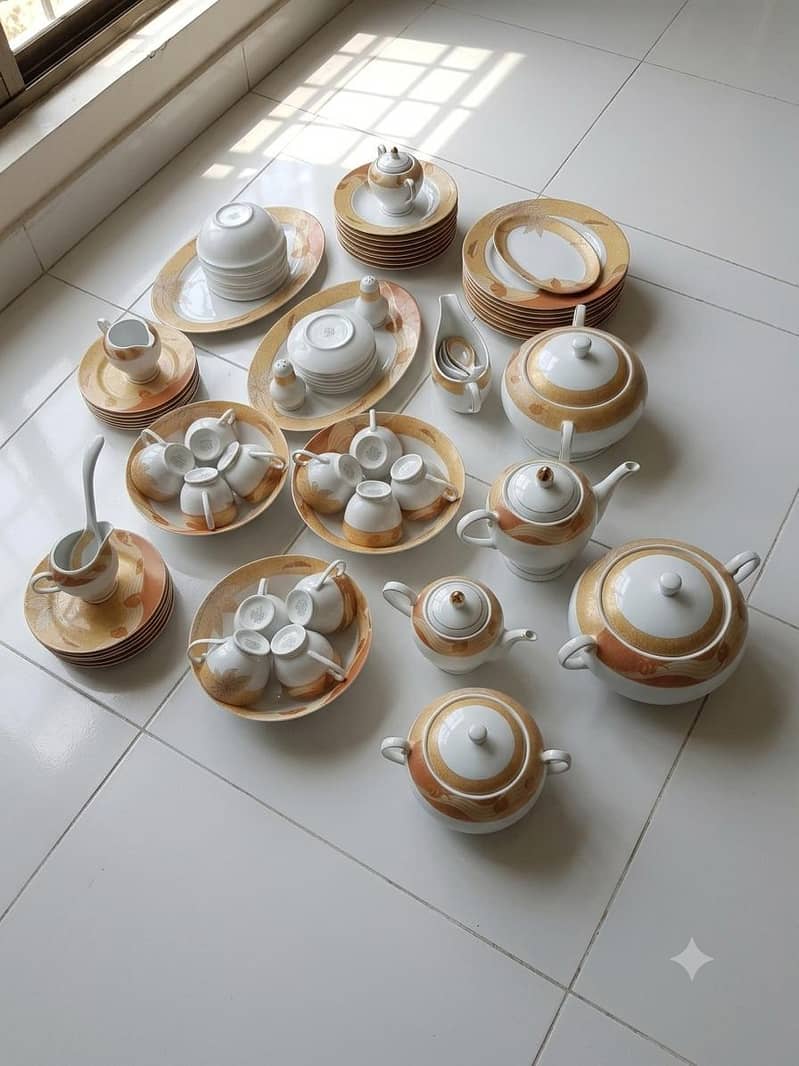Dinner set 1