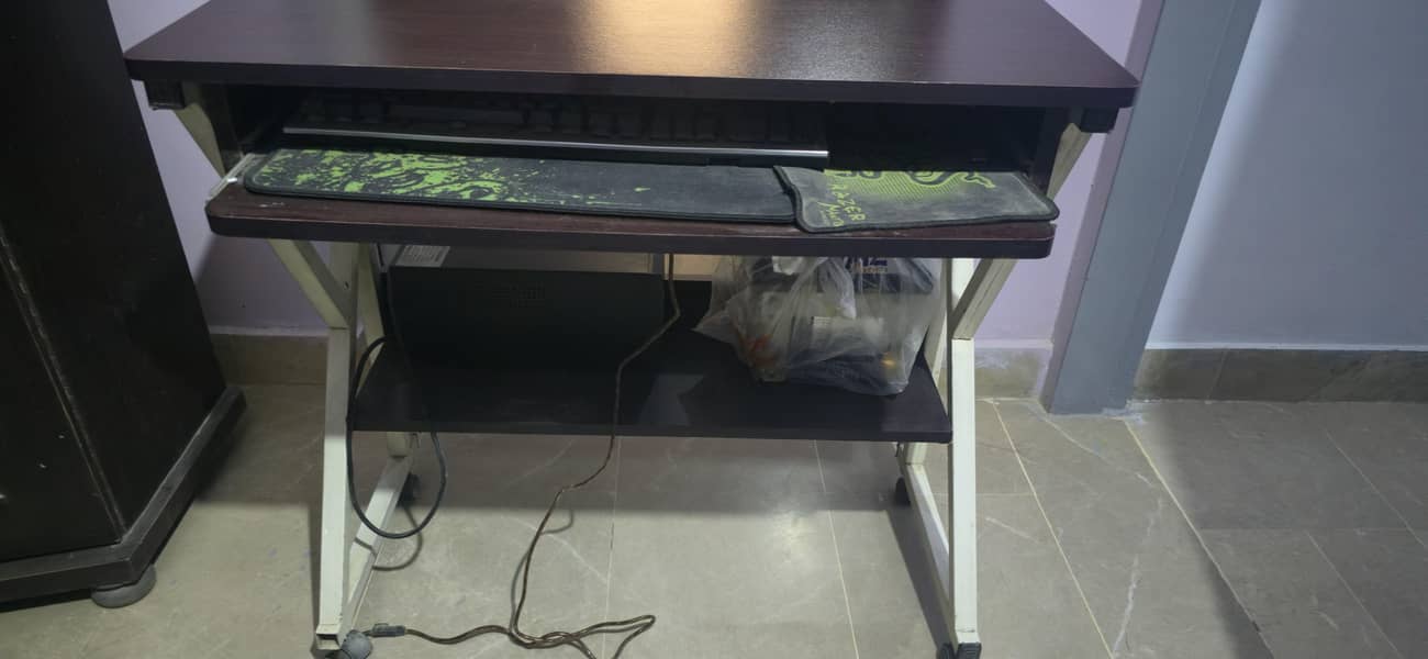 Computer table 2
