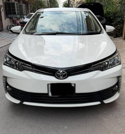 Toyota Corolla GLi 1.3 White Color for Sale