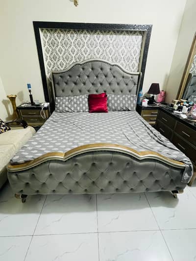 Bedroom set complete