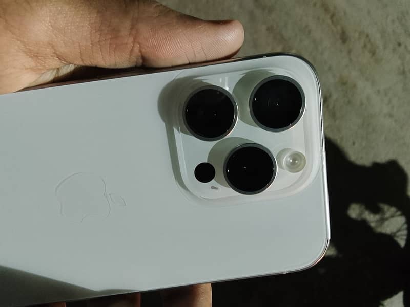 iphone 15 Pro 0