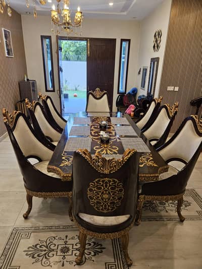 Luxury 8 Seater Dining Set Royal