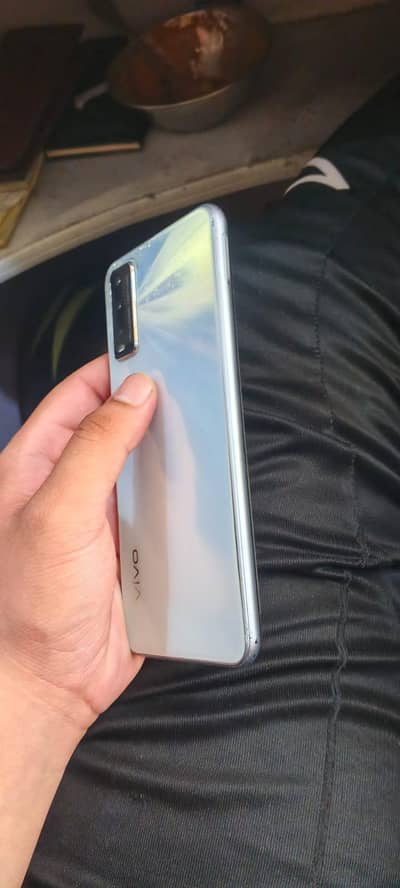 Vivo Y20