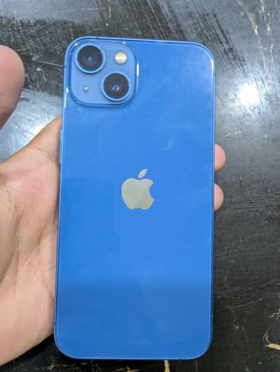 Apple iPhone 13