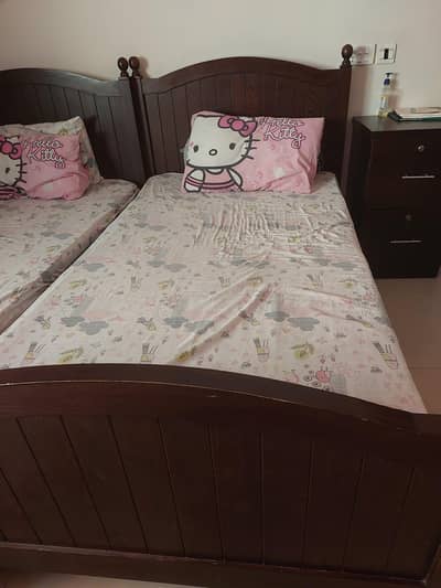 2 Single beds in immaculate condition