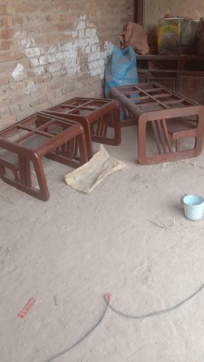 Apne Ghar ko repair karaen furniture repair center Chak 50sp Arif Wala
