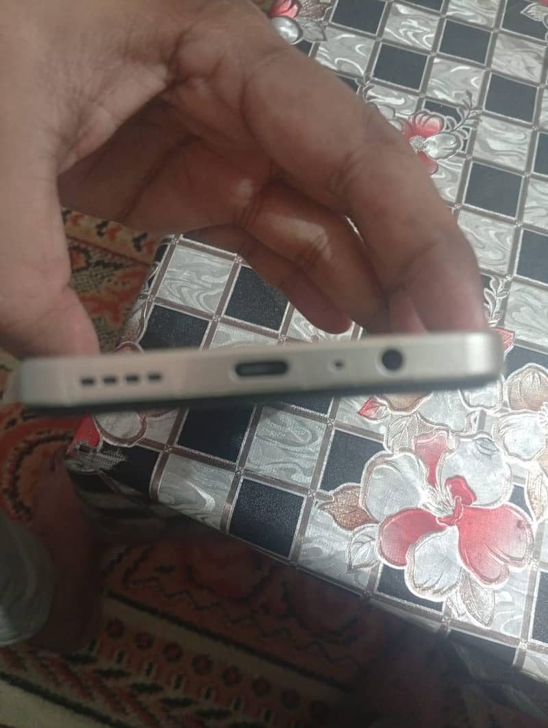 Realme Note 70 3