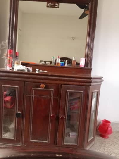 Dressing table for sale