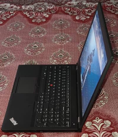 DESKTOP-B4HUIBR•CORE i7 9 Gen•32 GB RAM•512 GB SSD•GRAP CARD 4 GB