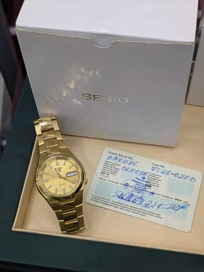 Original Seiko 5 Gold Dial Day-Date | Complete Set | Box,Cards&Papers