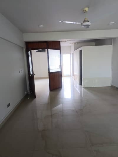 995 SQFT ~ OFFICE FOR SALE IN ITTIHAD COMMERCIAL DHA