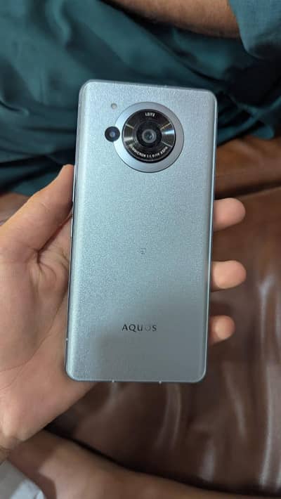 Aquos R7 for sale