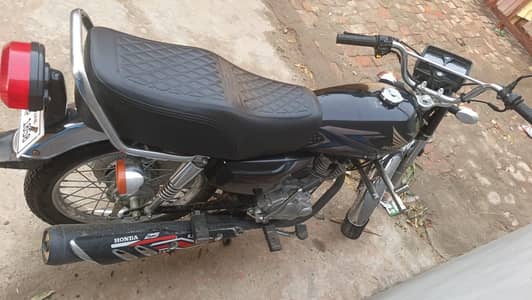 Honda 125 2025 For seel