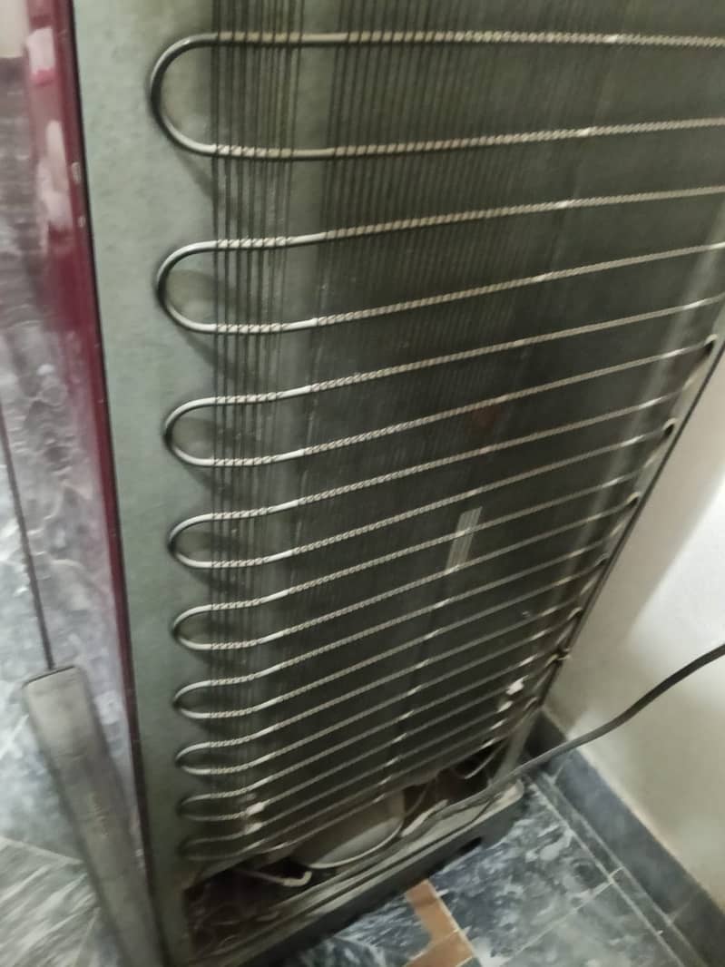 WORKING Refrigerators 4