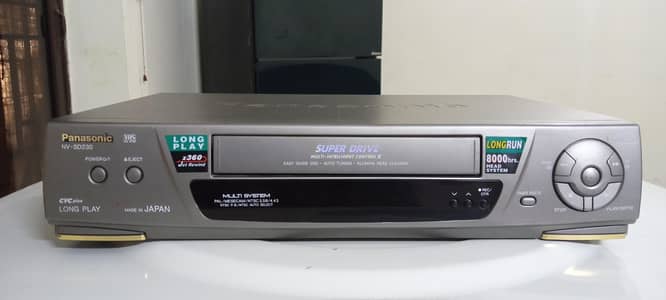 Panasonic NV-SD230 VCR+cables and remote