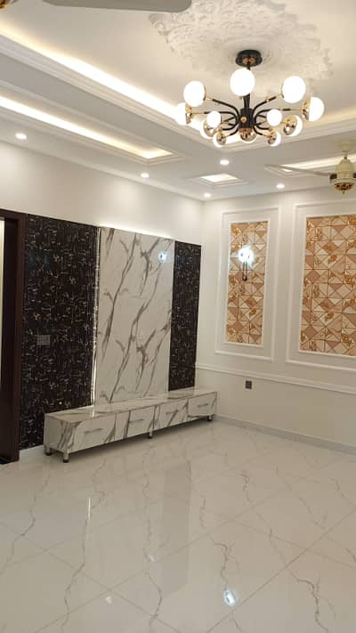10 Marla brand new 1st floor available for rent in jubilee town lahor