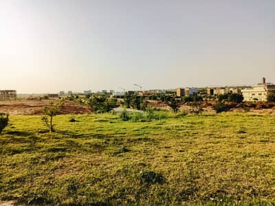 E Block One Kanal Plot Available With Ideal Location Near Mosque,Park & Market