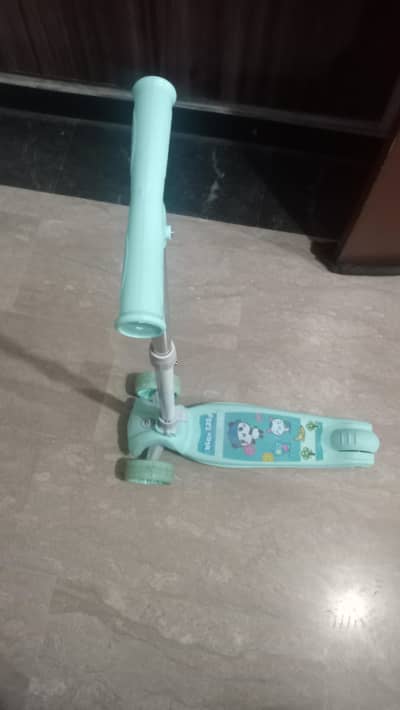 kids scooty