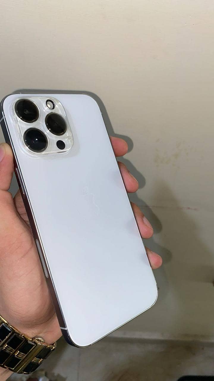 Iphone 14 pro Max 3