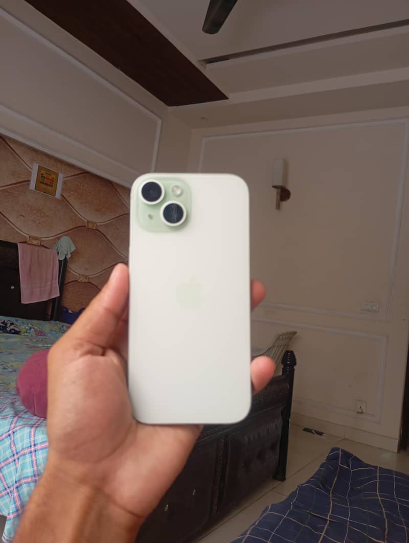 Apple iPhone 15 1