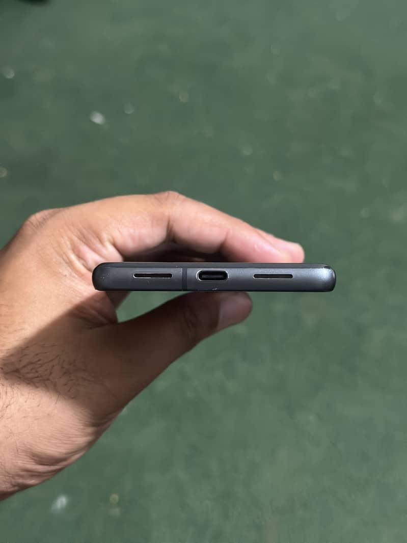 Google Pixel 7 5