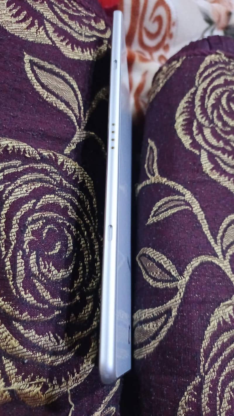 S 4 TAB 4