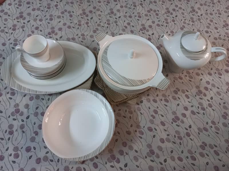 Dinner Set 2