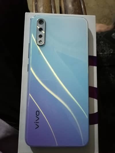 vivo S1