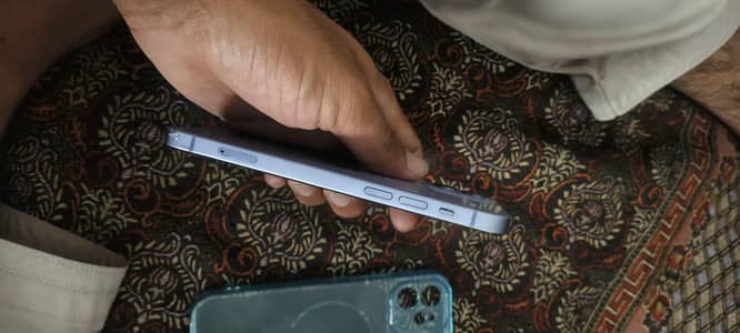 Apple iPhone 12 64gb jv