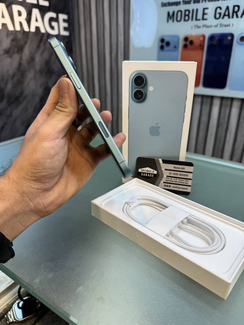 Apple iPhone 16 Plus 2