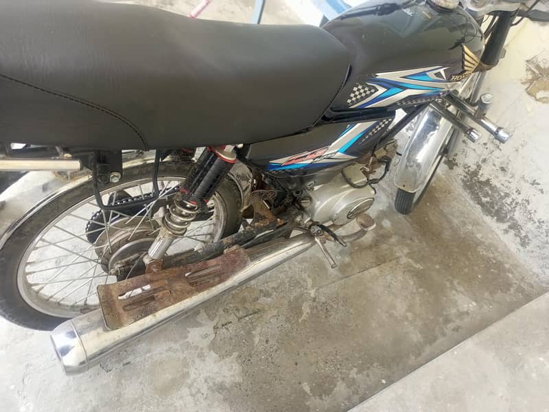 unted100cc 8