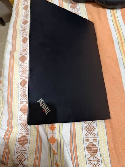 Lenovo thinkpad T470s Business laptop, Intel Core i7-6th Gen.
