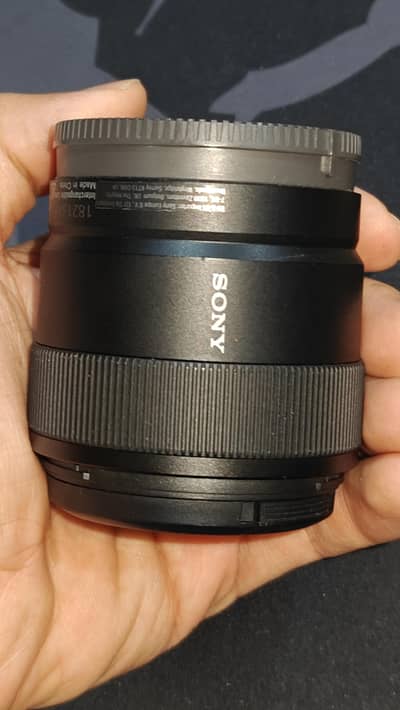 Sony E 11mm f/1.8 Lens  Perfect Condition  Ultra Wide Angle
