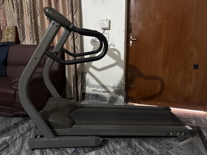 Treadmill | Running machine 1