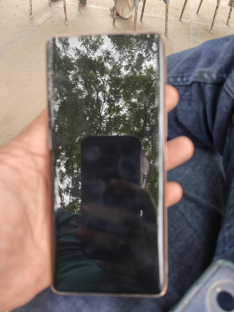 vivo v40 e 4