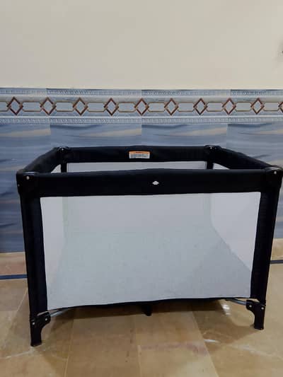 travel cot