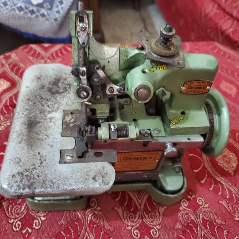 overlock machine 2